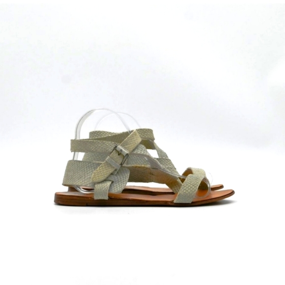 SURFACE TO AIR Python Embossed Ankle Wrap Flat Sandal Size 40 EU or US 10 - Picture 1 of 8